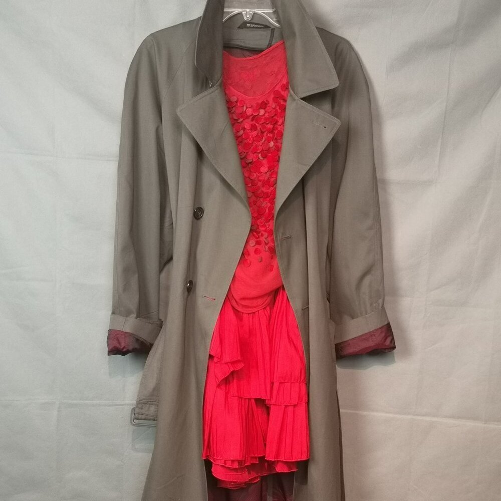 Gorgeous Vintage 80s KHAKI green London Fog Utilitarian Trench Coat, Upcycled
